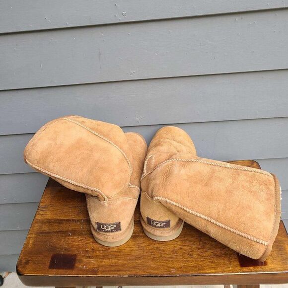 UGG Original Tan Suede Shearling Boot size 6 - Picture 8 of 8